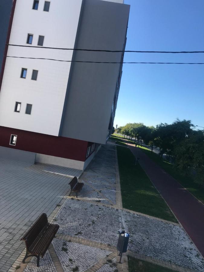 Modern Double Room With Private Balcony Montijo Ngoại thất bức ảnh
